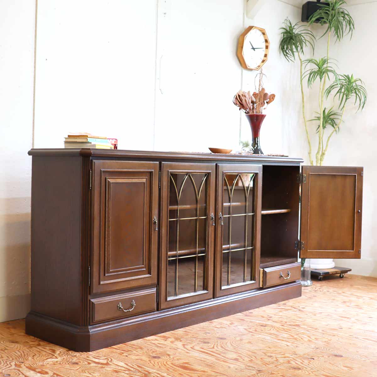 カリモク ドマーニ クィーンズライフ カップボード 飾り棚