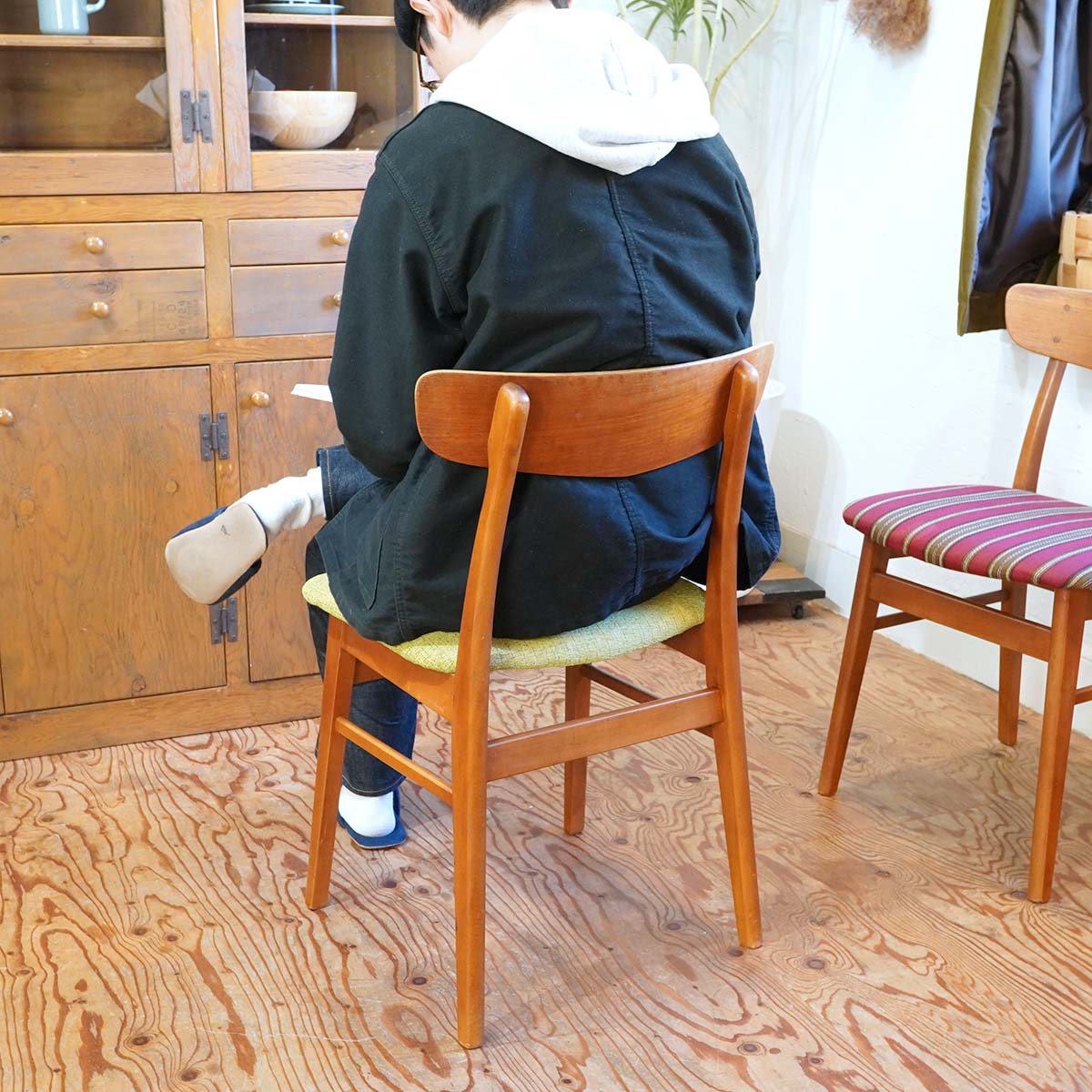 デンマーク ヴィンテージ ダイニングチェア グリーン 北欧 中古 赤 縞