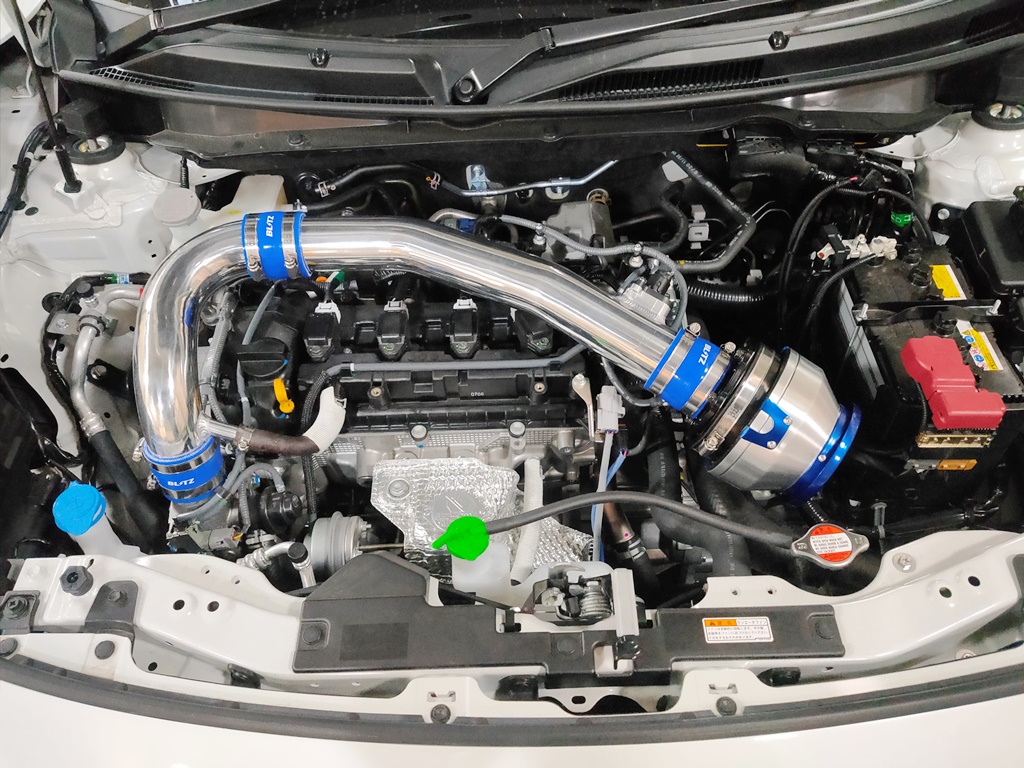 スイフトスポーツ（ZC33S）にブリッツ製エアクリーナー&サクション