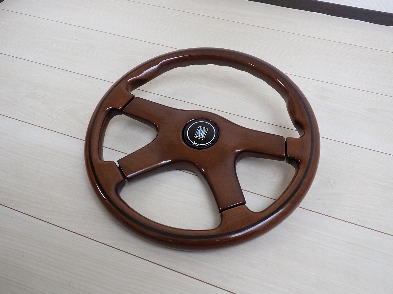 NARDI ナルディ ND TORINO ステアリング ハンドル ホーンキャップ付き