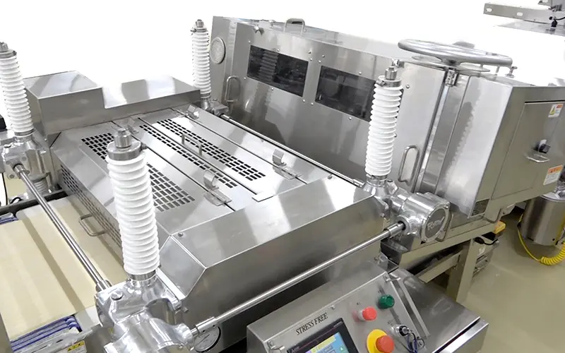 V4-マルチブレッドライン | レオン自動機株式会社