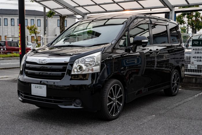 70系ノア：TEIN車高調取付 | RIPリップ – JUST BALANCE