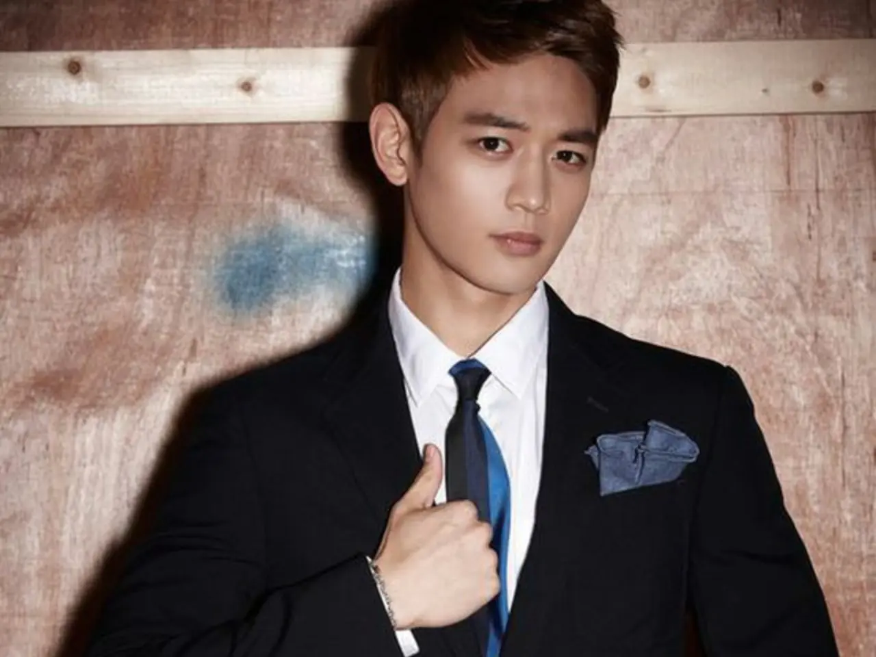 SHINee」ミンホ、ドラマ「花郎（ファラン）」出演へ…パク・ソジュン