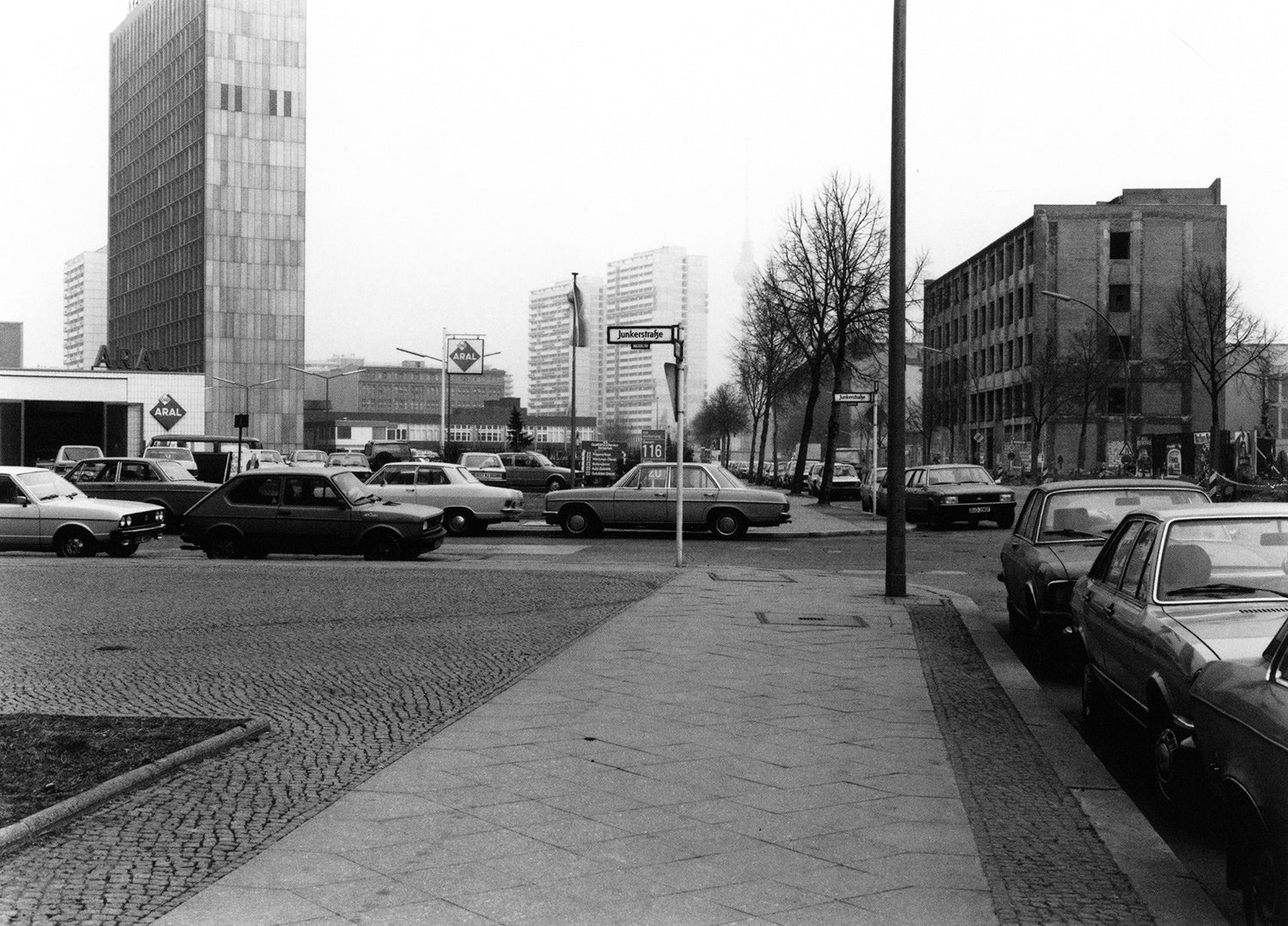 Michael Schmidt — Berlin nach 45 – Wolf Books