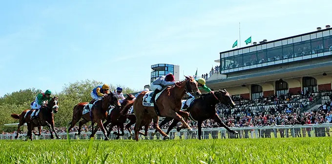 2025フランスドーヴィル競馬場 観戦チケット購入