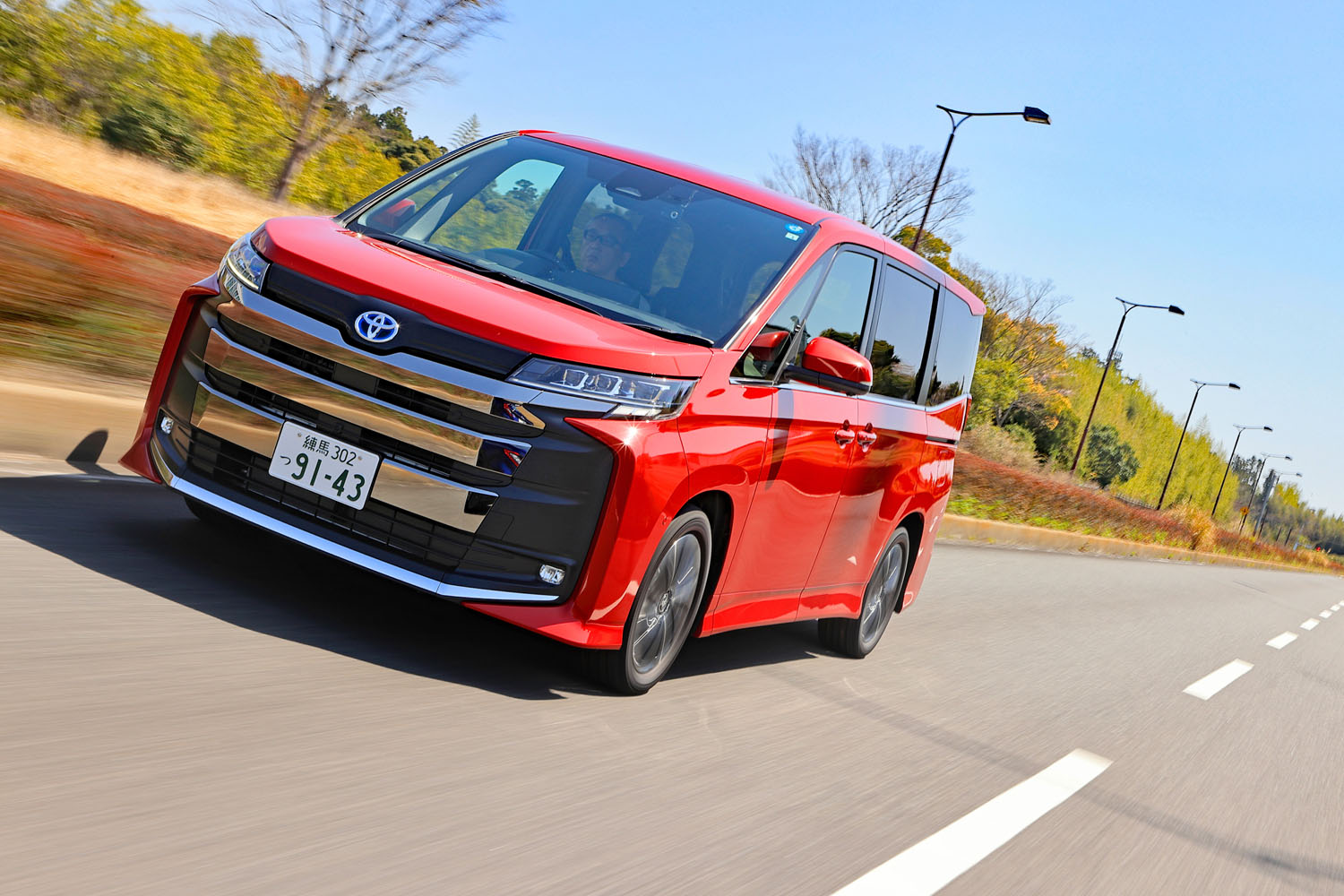 トヨタ・ノア ハイブリッドS-Z（FF/CVT）【試乗記】 これは序章にすぎ