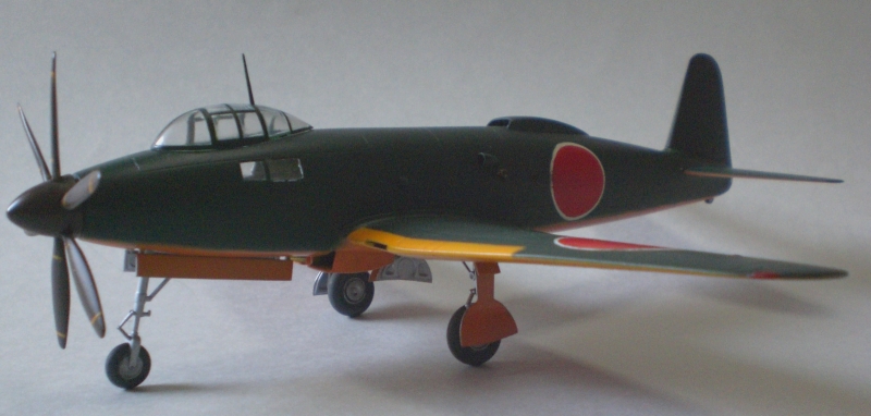 十八試陸上偵察機 試製 景雲 (ファインモールド1/72)