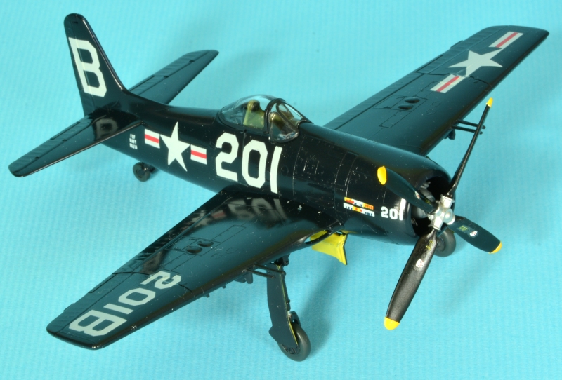 F8F ベアキャット (モノグラム 1/72)