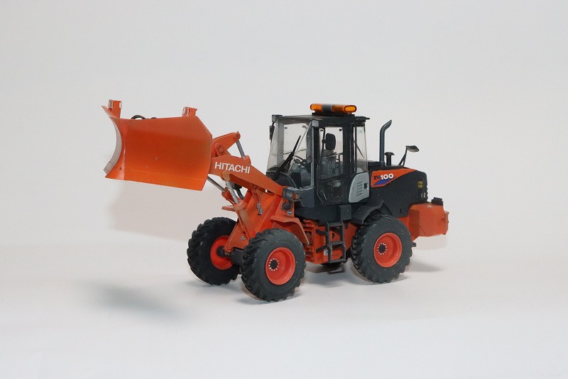 日立建機 ホイールローダ ZW100-6 マルチプラウ（除雪）仕様機