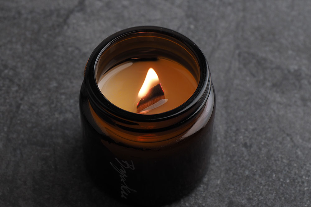 Byaku Flamme Parfumée ビャク アロマキャンドル / byaku