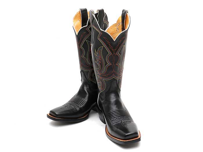 ジャスティン（Justin）L2660 BLACK ITALIAN PULLUP の詳細ページです