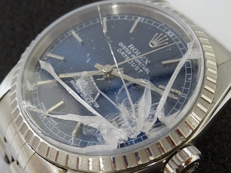 腕時計のガラス・プラスチック風防修理・交換｜料金・費用｜ウォッチ