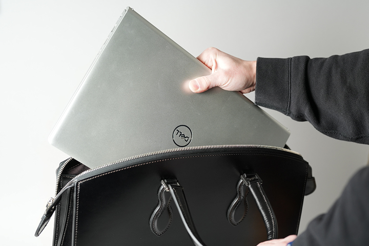 ブリーフケース・SADDLE PULL UP CIRCULO（サーキュロ）についてのお話