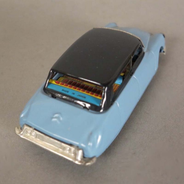Bandai Citroen DS 19. Tin toy Japan. 60s