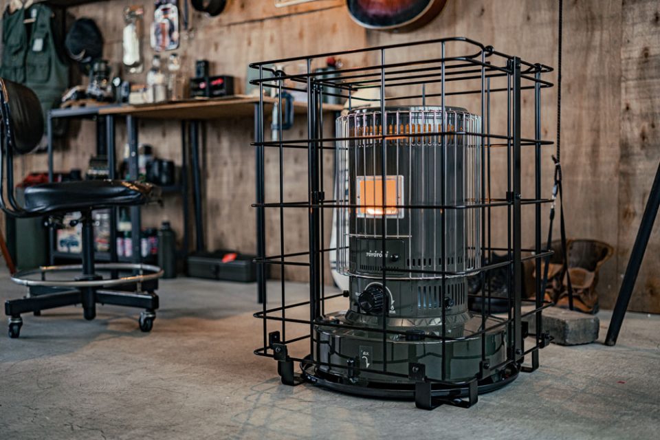 自衛隊仕様の石油ストーブ『宿営暖房I型』を再発売！ | トヨトミーツ