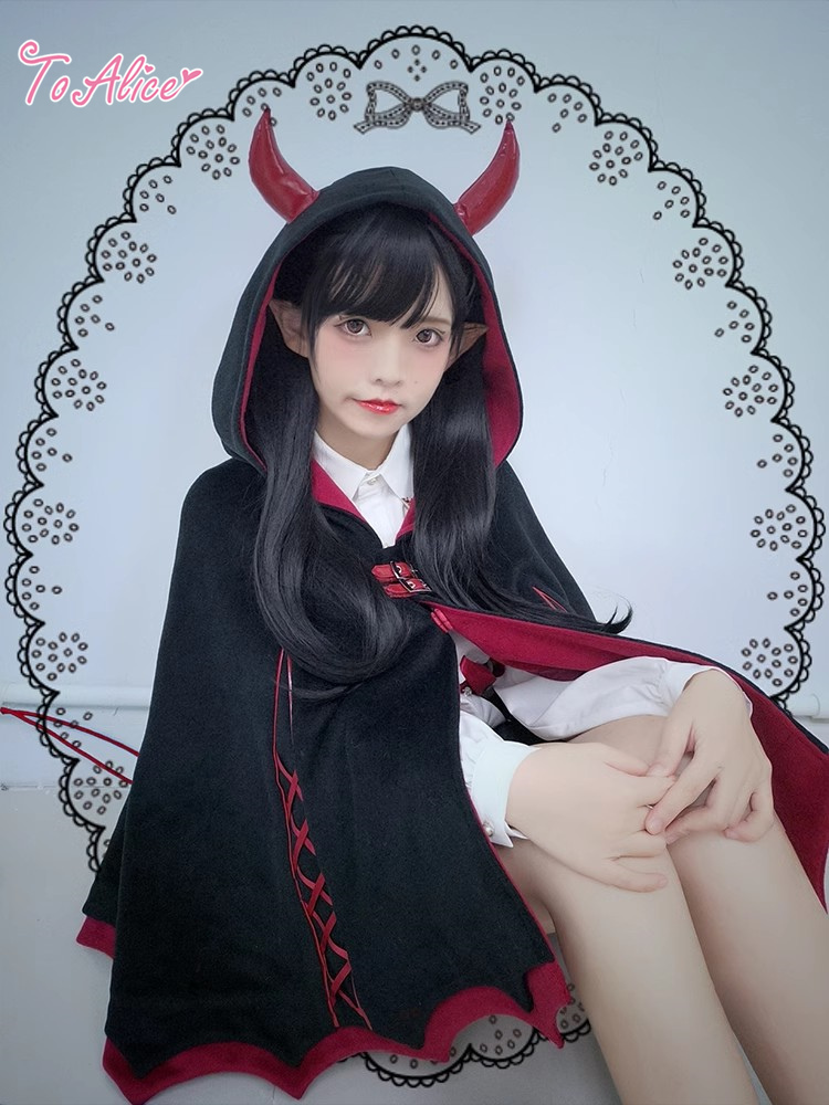 BlackShamrock】F18小悪魔羽付きケープコート 【特価:4800円コーナー