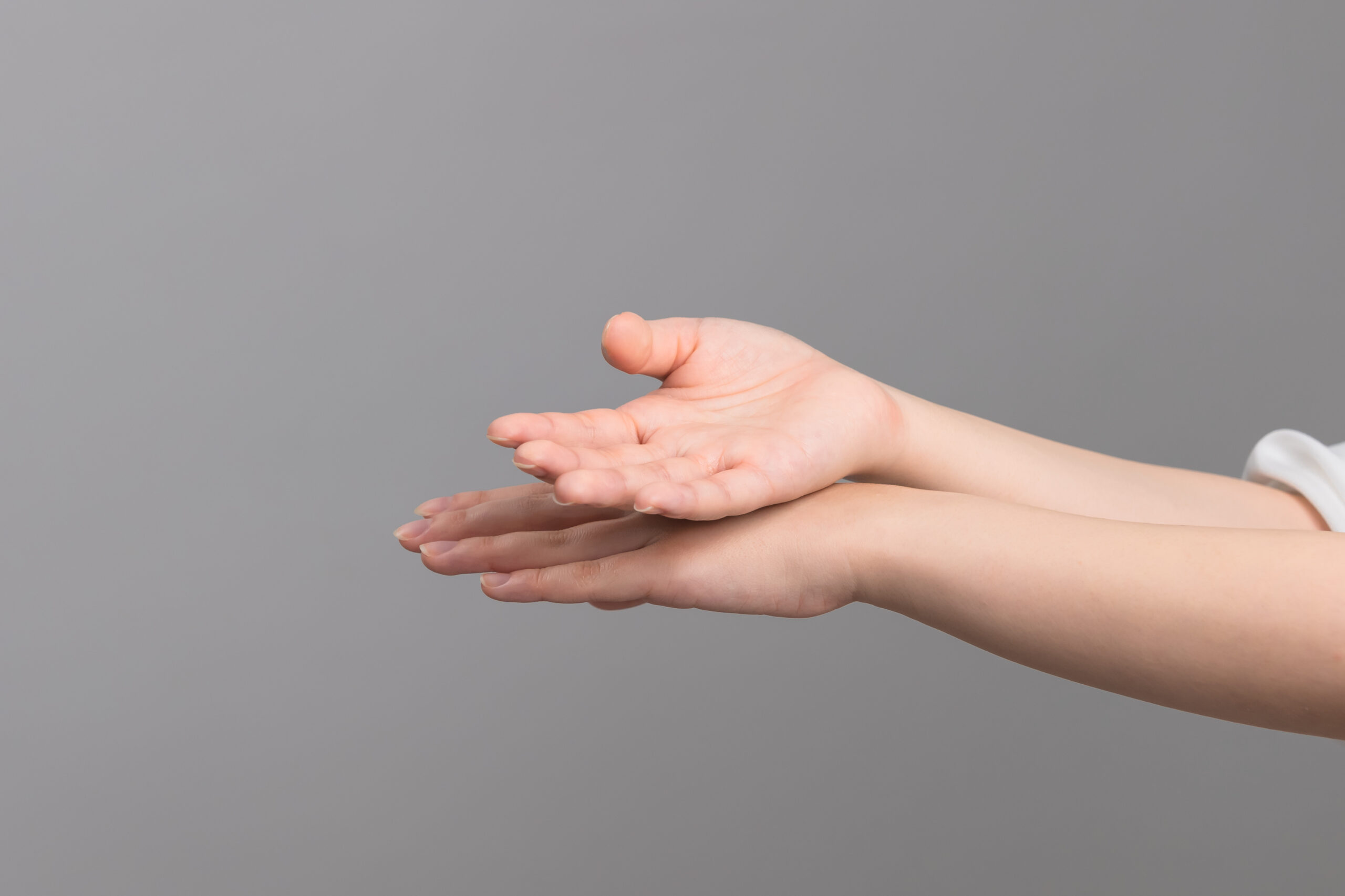 ホワイトハンドセラム | to esella