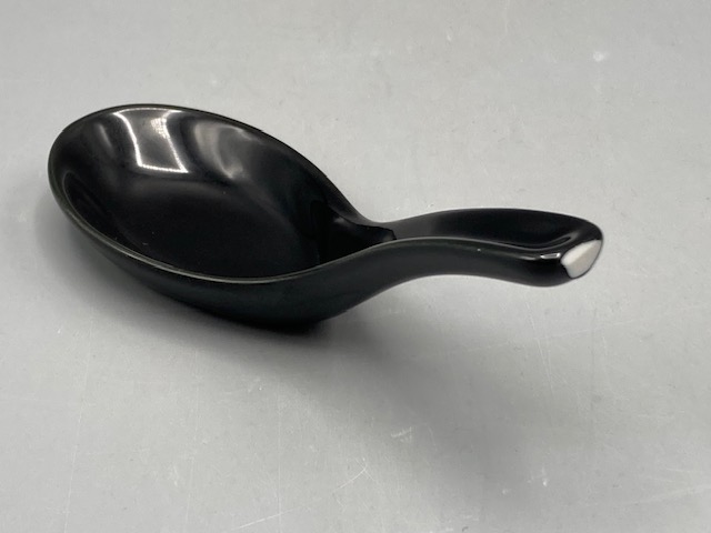 黒 レンゲ(陶磁器製 れんげ)|食器通販の陶磁庵