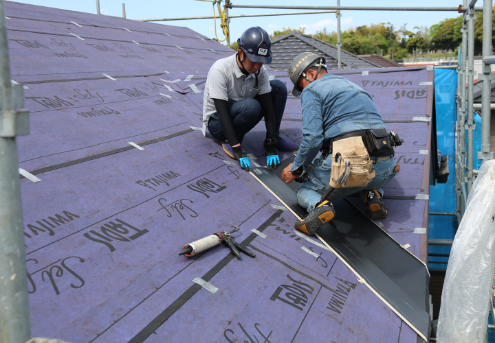 田島ルーフィングの「タディスセルフ」ってどんな防水紙？耐用年数は