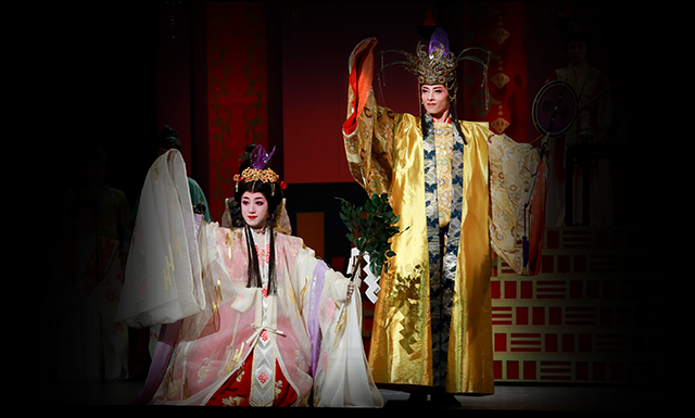 花組 博多座公演『あかねさす紫の花』『Sante!!』 特集｜宝塚歌劇 DVD