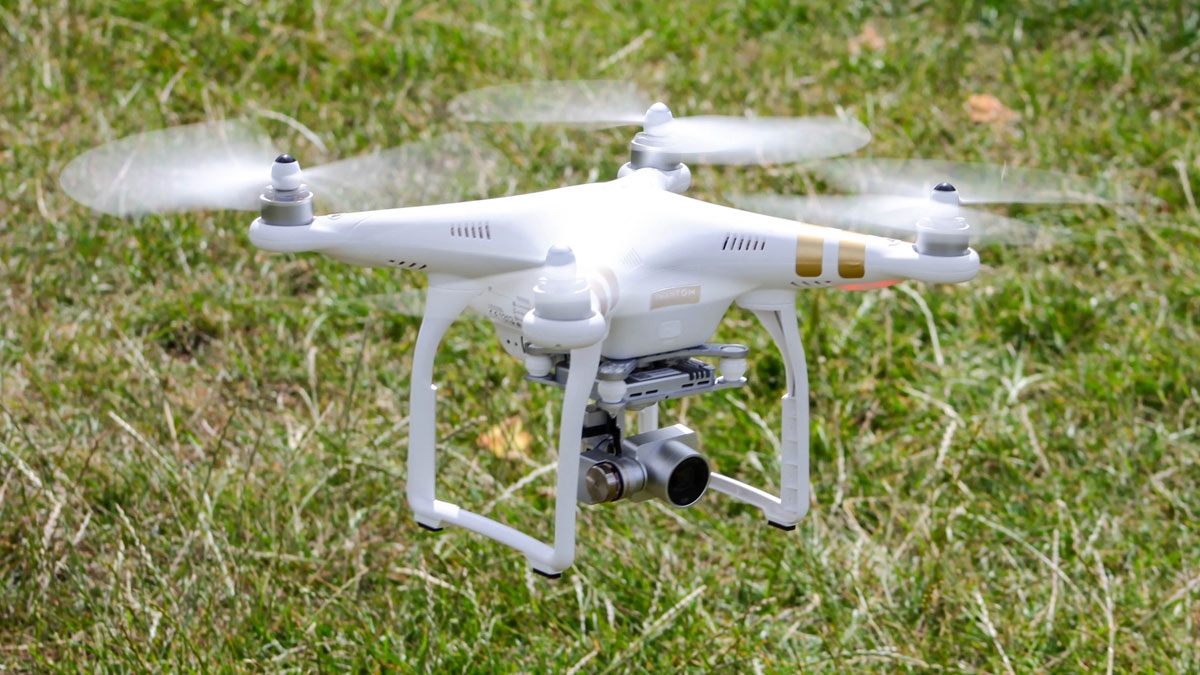 DJI Phantom 3 Professional review | Phantom 3 Advanced review