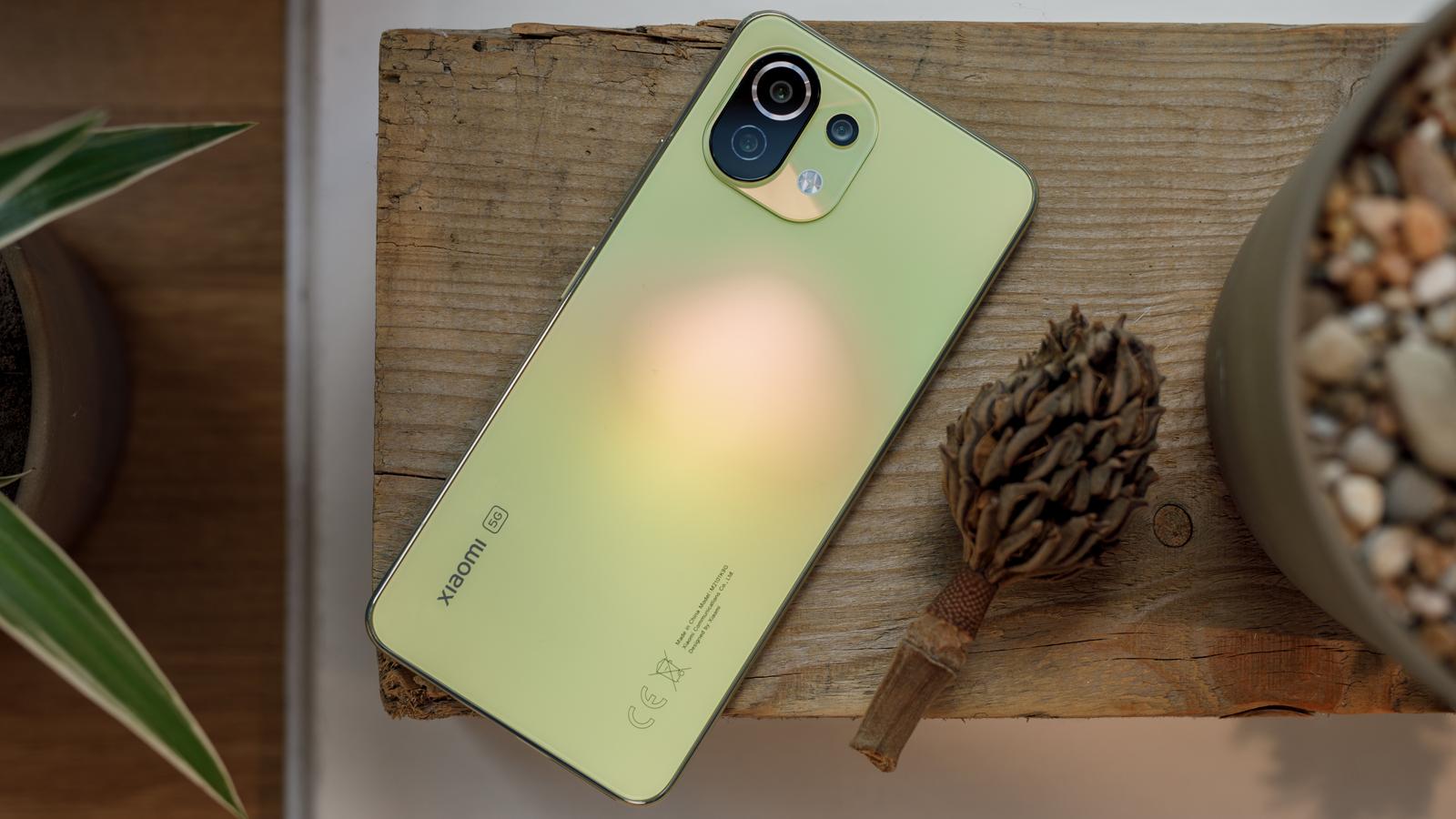 Xiaomi Mi 11 Lite 5G Review: A Tight Five - Tech Advisor