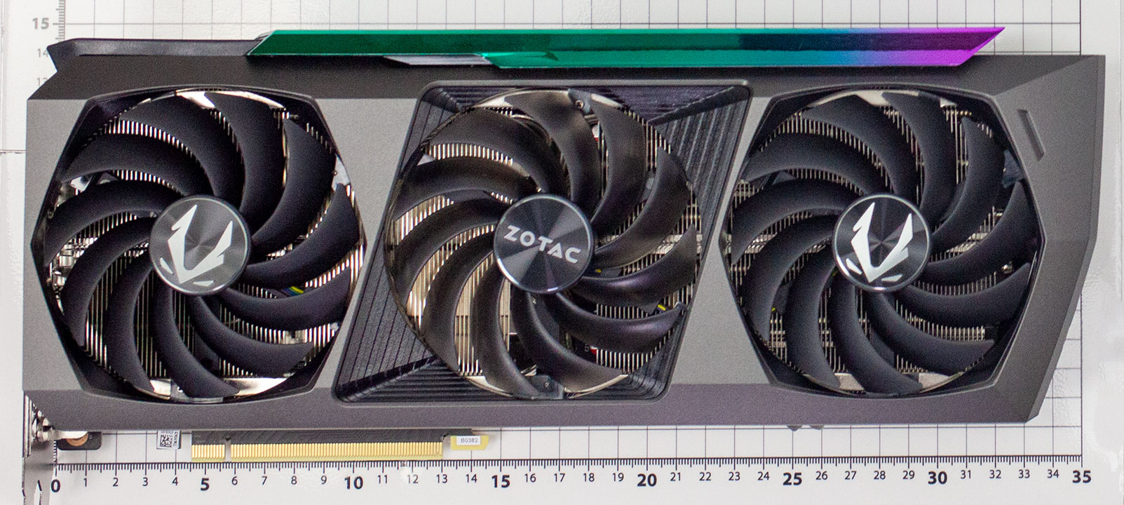 ZOTAC GeForce RTX 3090 AMP Extreme Holo Review - Pictures