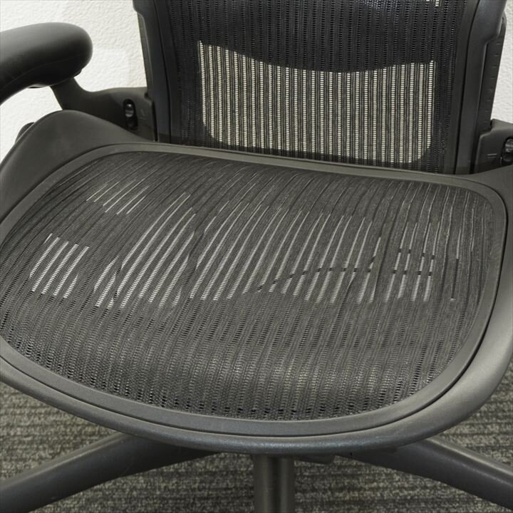 ハーマンミラー アーロンチェア 可動肘 ランバーサポート フル装備 B