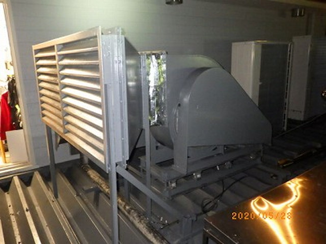 飲食店の厨房専用の排気ファンを更新致しました。 | テラルテクノサービス