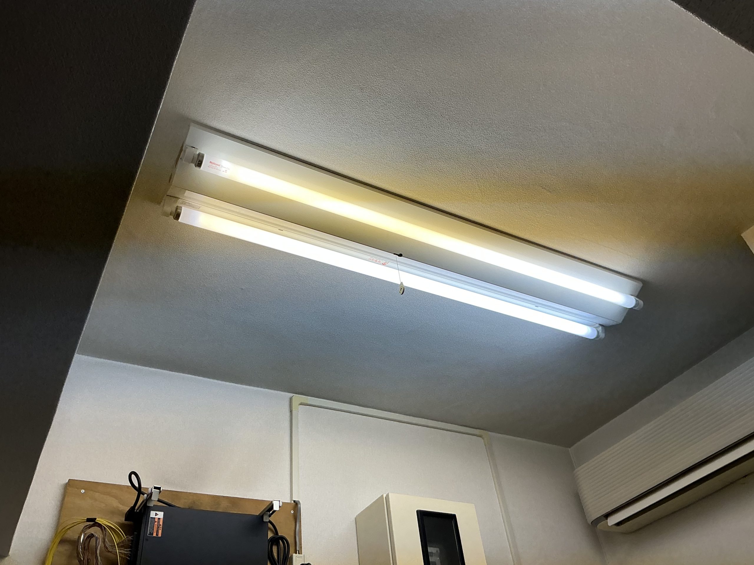 防災器具（非常灯・誘導灯） – てるくにでんきの毎日は照明器具の毎日