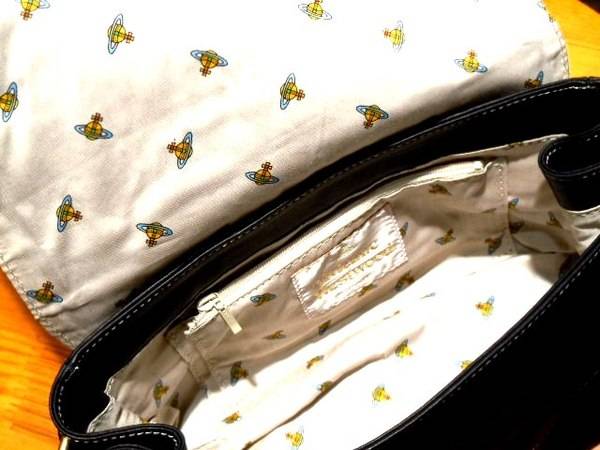 VivienneWestwood(ヴィヴィアンウエストウッド)アコードショルダー