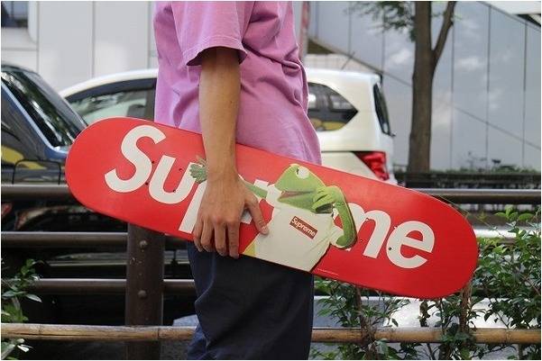 Supremeより08SSの大目玉