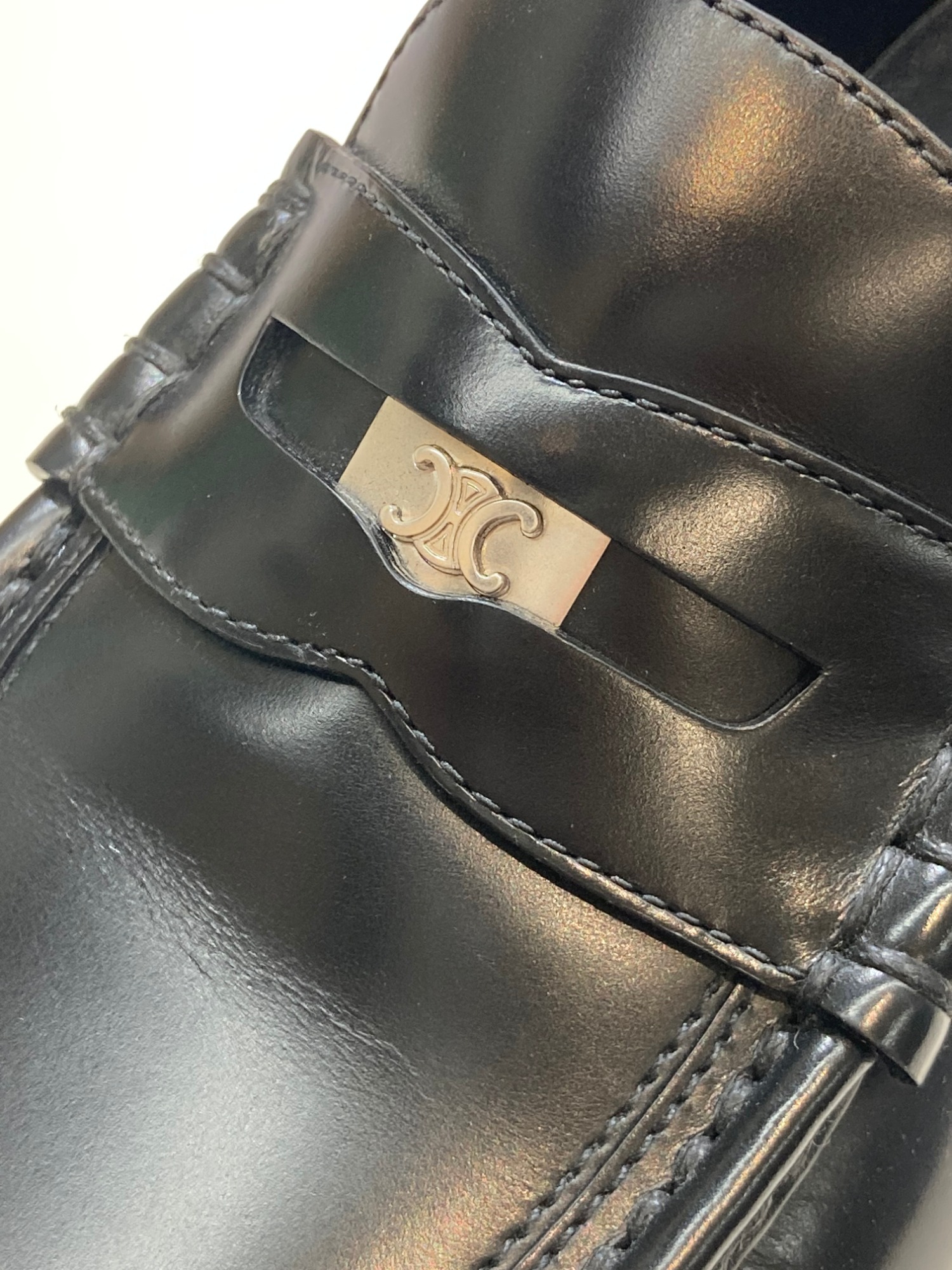 CELINE】トリオンフ マーガレット ペニーチャンキーローファー[2024.10