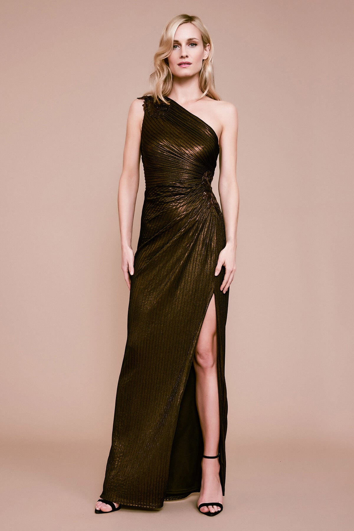 Nigella One-Shoulder Metallic Pintuck Gown | Tadashi Shoji