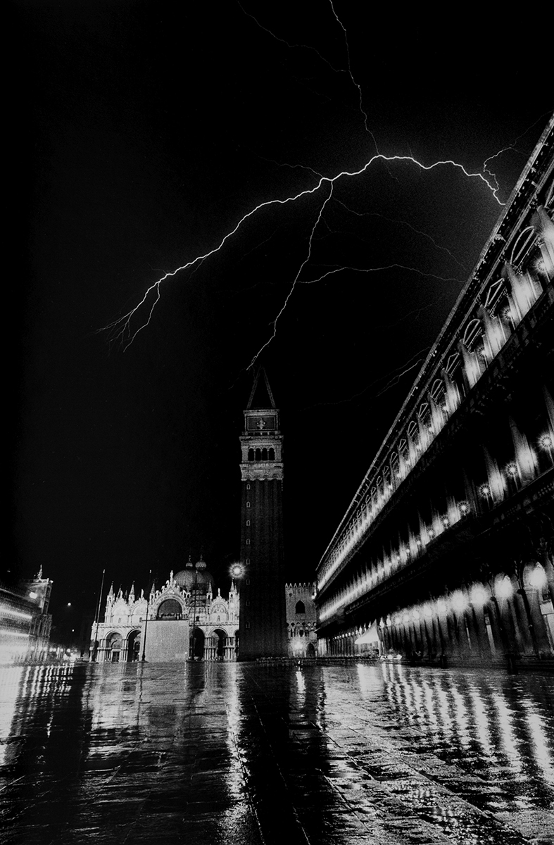 奈良原一高 「ヴェネツィアの夜」 | タカ・イシイギャラリー / Taka