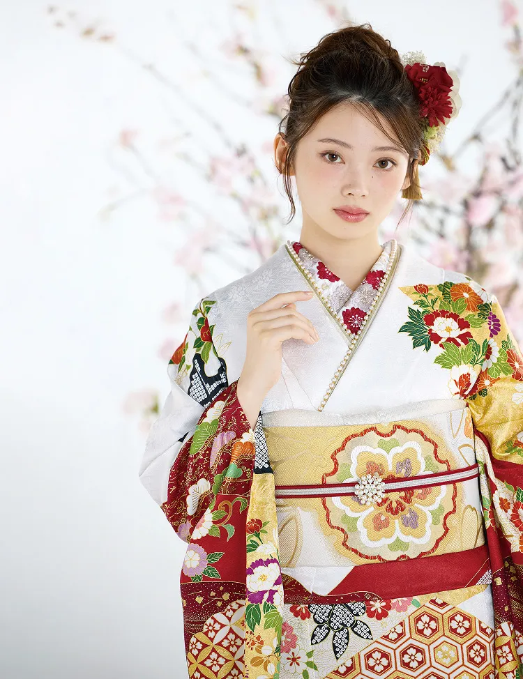 ゴールド(金色)の高級感溢れるプレミアム古典の成人式のレンタル振袖