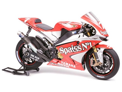 タミヤ 1/12 オートバイシリーズ ヤマハ YZR-M1 '04 No.7/No.33 | タミヤ