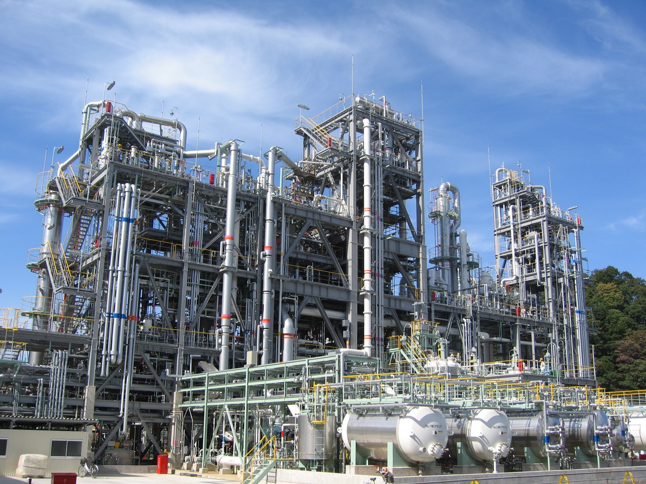 化学系プラント | 田辺工業株式会社 | プラント建設や施設の電気設備