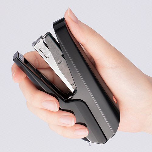 たのめーる】マックス 軽とじホッチキス 20枚とじ ブラック HD-10TL(P