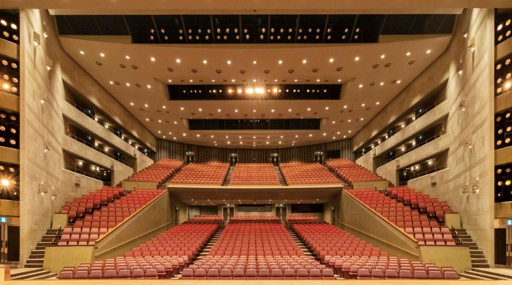 舞台・スタジオ用 スポットライト | 劇場・ステージ・舞台照明