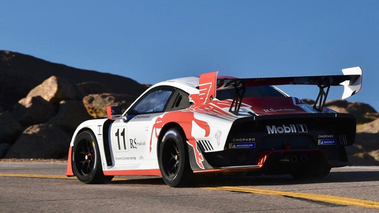 Pikes Peak legend Jeff Zwart achieves 09:43.92-minute time in rare