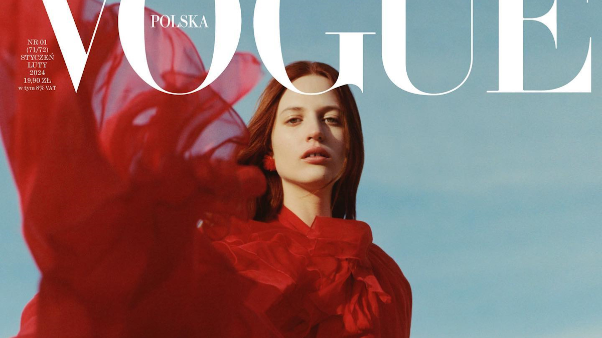 voguepoland-janfeb24-julia-