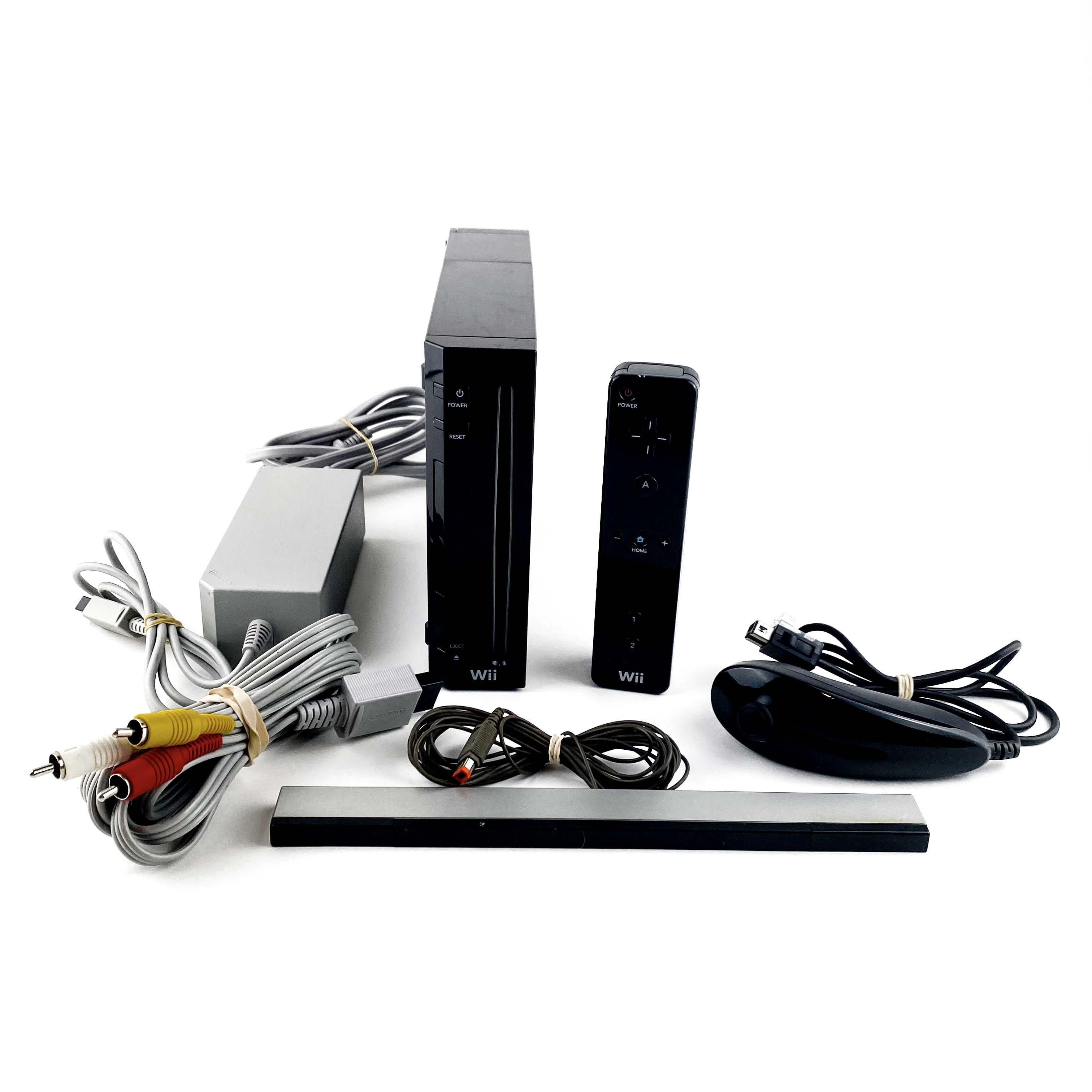 Nintendo Wii Black Console Bundle (RVL-101)