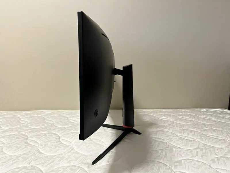 Jlink D34QR4K』レビュー | 仕事からゲーミングまで適した曲面ウルトラ