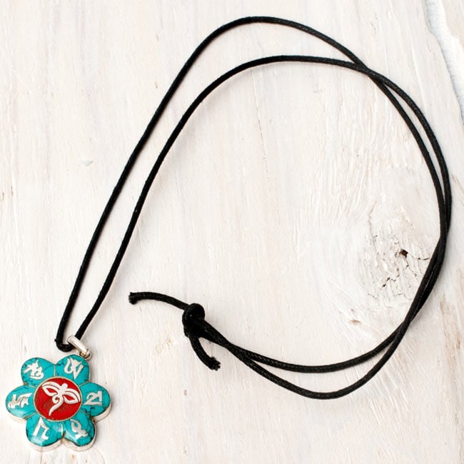 13mm]タイのペンダント型お守り プラクルアン[仏像] の通販 - TIRAKITA.COM