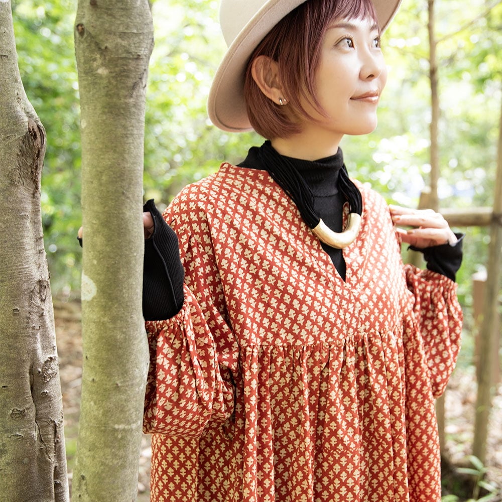 インド伝統 ウッドブロックプリントのボリュームチュニック の通販