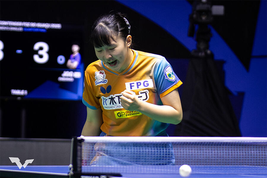 17歳・張本美和 2大会連続の二冠達成！長﨑美柚との日本人対決を制す