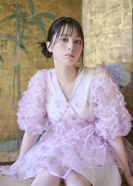 LOVE・佐々木舞香の“絶対的な美しさ”に迫る！「blt graph.vol.105」で