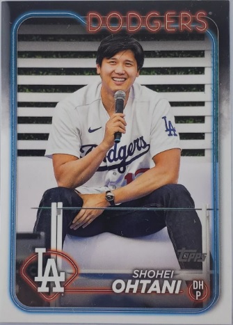 笑顔の大谷カードが話題に！ 山本由伸は入団会見のバリエーション