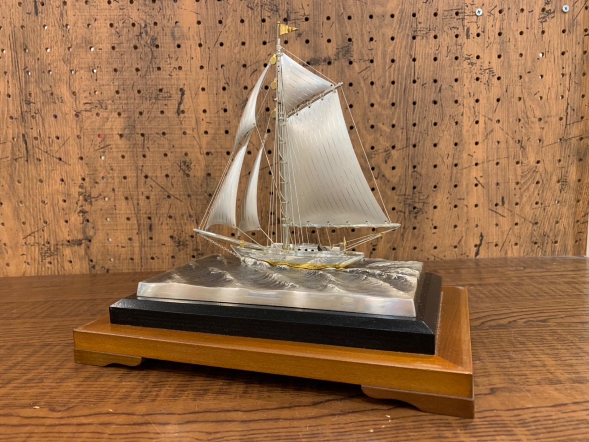 銀(SILVER970刻印) 帆船の置物が買取入荷致しました！ ｜2022年11月11